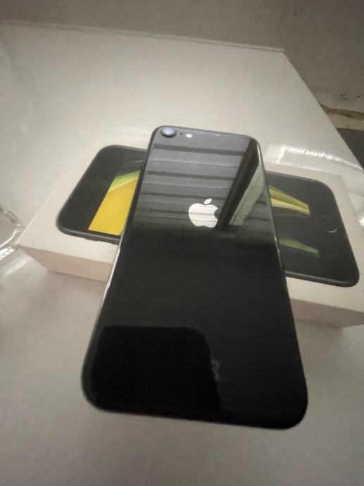 iPhone SE 2020 64BG black