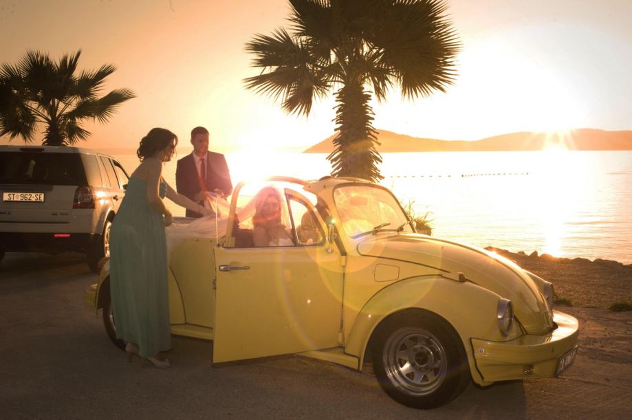 RENT A CAR,NAJAM AUTA,IZNAJMLJIVANJE VOZILA,IZNAJMLJIVANJE VJENČANJA