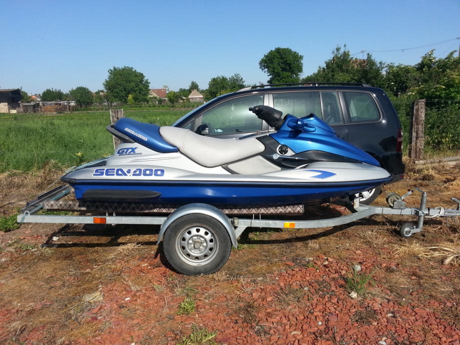 jet ski seadoo bombardier gtx