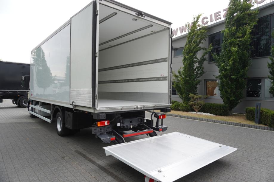 DAF LF 16.250 E6 / Hladnjak / ATP/FRC do 2027 / 18 pal /spavaća kabina ...