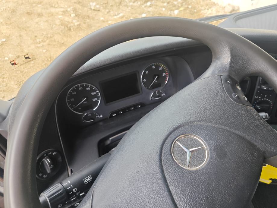 Fascia Parabrezza 2 DIN Per Mercedes Actros 2011 - Nero, Senza Barra Centrale - Foto 11