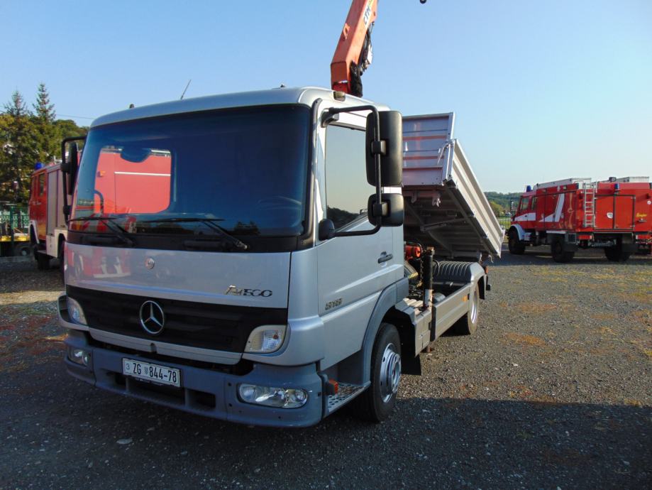 Мерседес atego 818