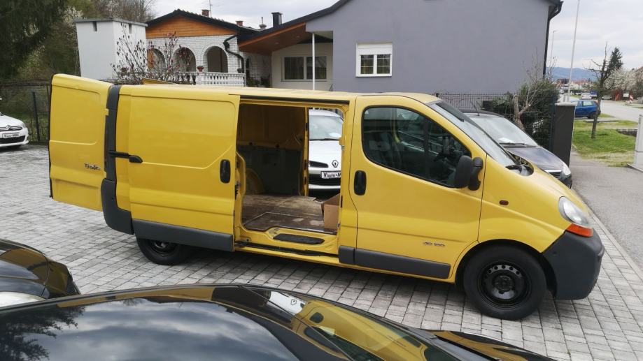 RENAULT TRAFFIC 1.9 DCI, TERETNI, DVOJA BOČNA VRATA I KLIMA, 2006 god.
