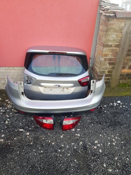ford c max 2013 djelovi gepek vrata zadnje lampe