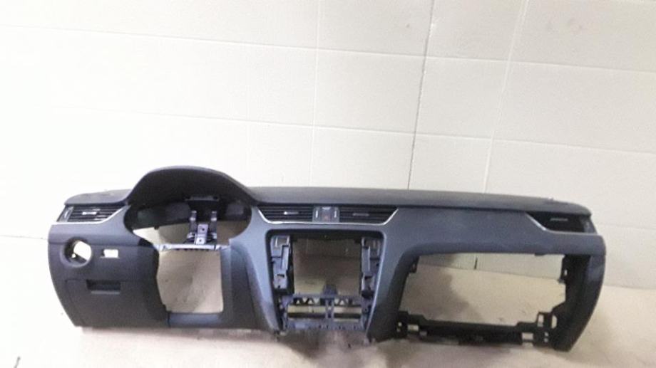 INSTRUMENT TABLA 5E1857007AD Škoda OCTAVIA 2013