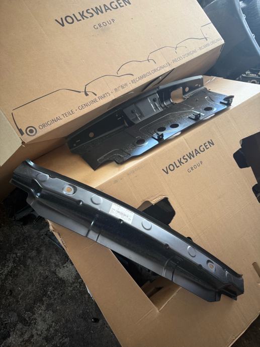 Skoda octavia karavan gepek vrata i zadnji branik i vezni lim