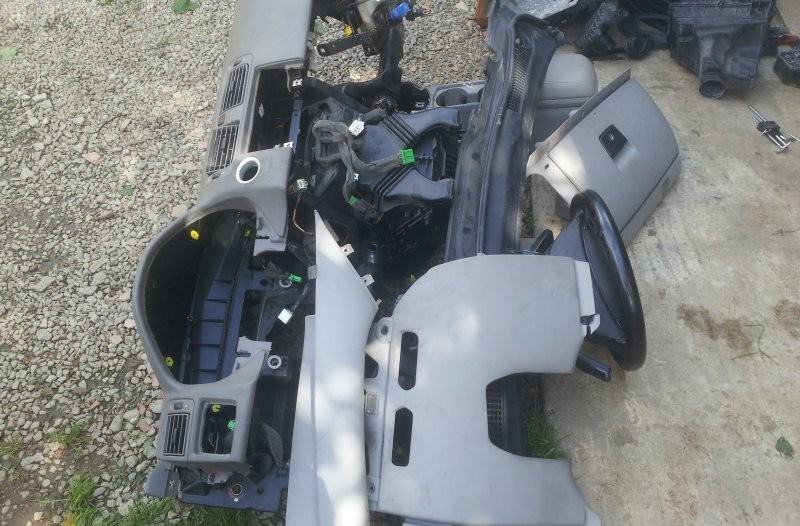 Volvo V50 S40 airbag