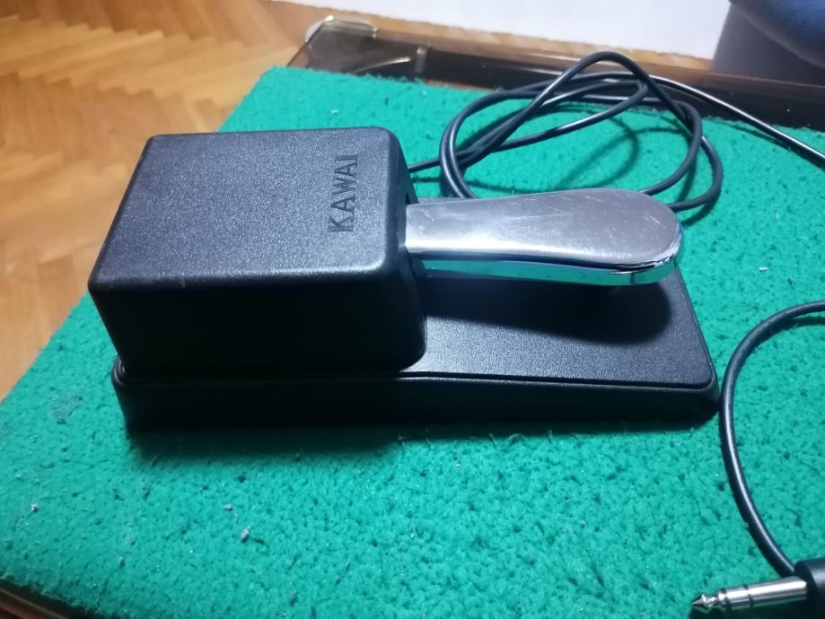 Kawai F10H sustain pedala
