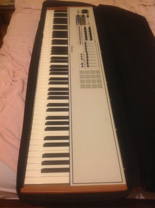 Arturia KeyLab 88 MIDI kontroler