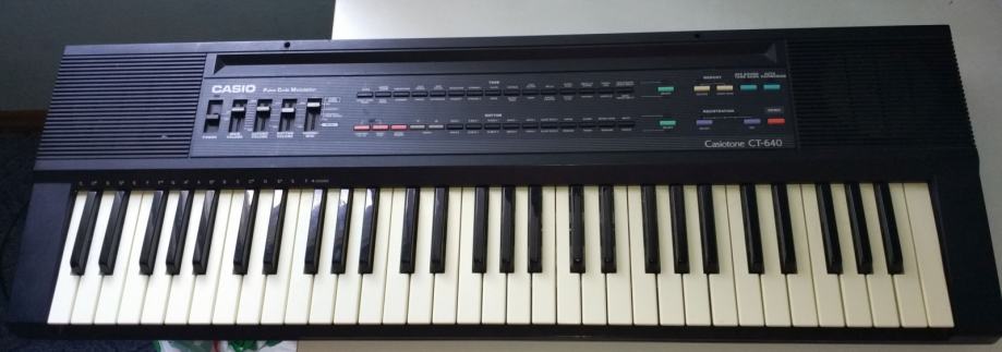 Klavijature Casio Casiotone CT-640 - 465 Sound Tone Bank