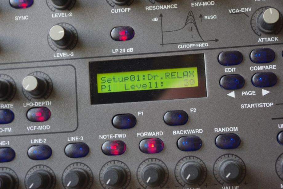 REZERVIRANO Quasimidi Polymorph