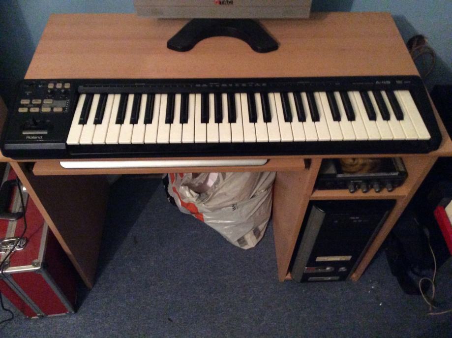 Roland A49 midi controller