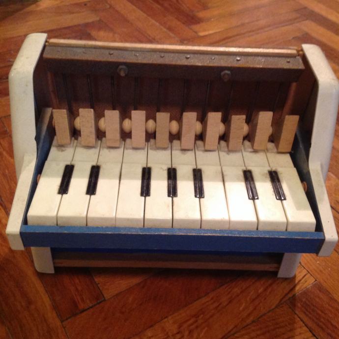 Toy piano, dječji klavir, mini pianino, glasovir