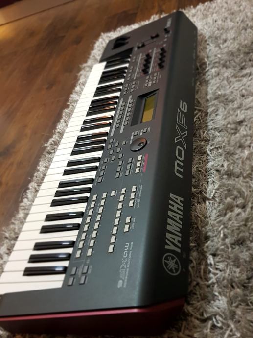 Yamaha MOXF 61