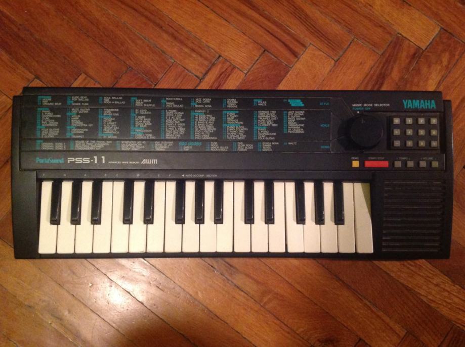 yamaha-pss-11-odli-na-mini-klavijatura-orgulje-sintisajzer-sinti