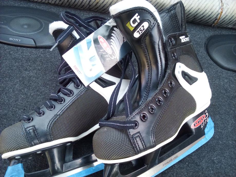 NOVO,retro ,pro klizaljke za hokej CCM Tacks 752 custom fit kevlar 4DA