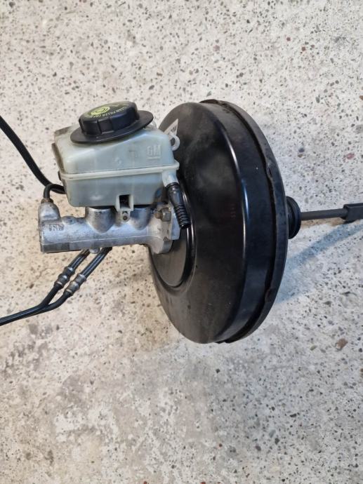 Opel Astra H Servo bubanj i glavni kocioni cilindar