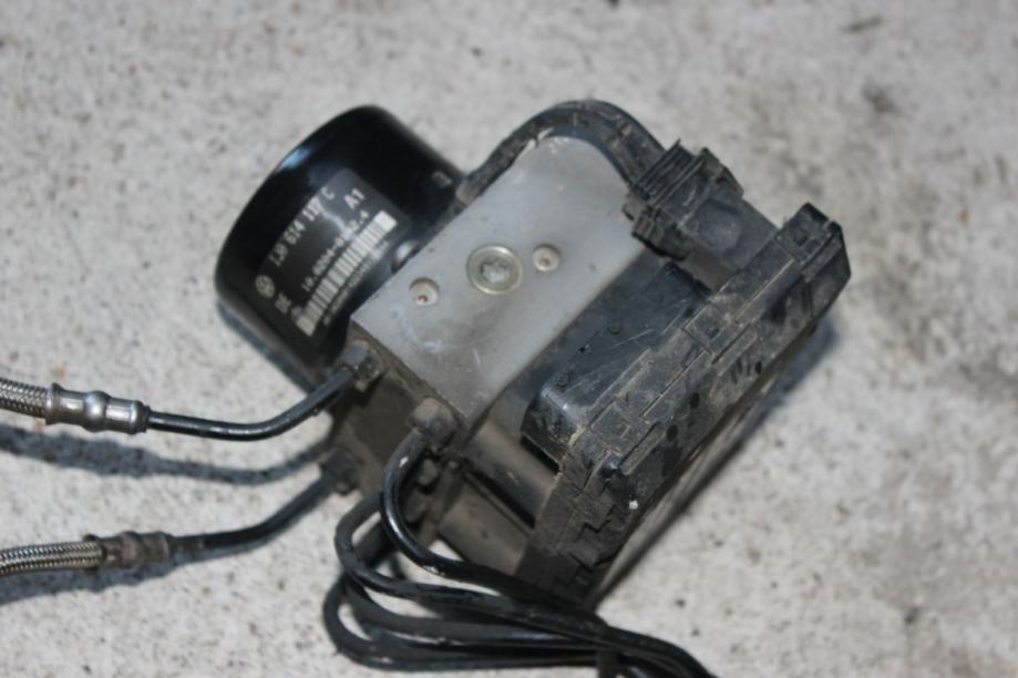 VW GOLF 4 ABS PUMPA 1J0614117 1J0907379