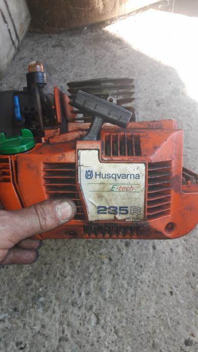 Husvarna 235