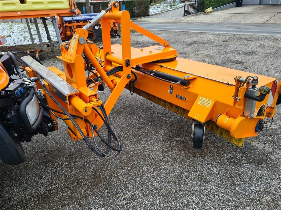 Četka Ducker za unimog traktor ili radni stroj