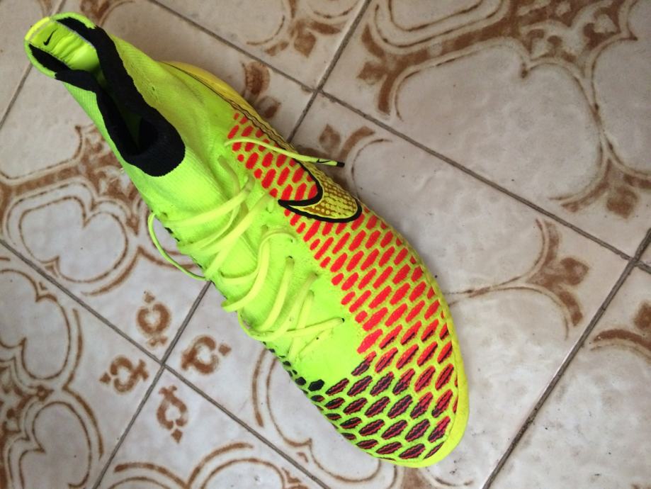 kopacke nike magista