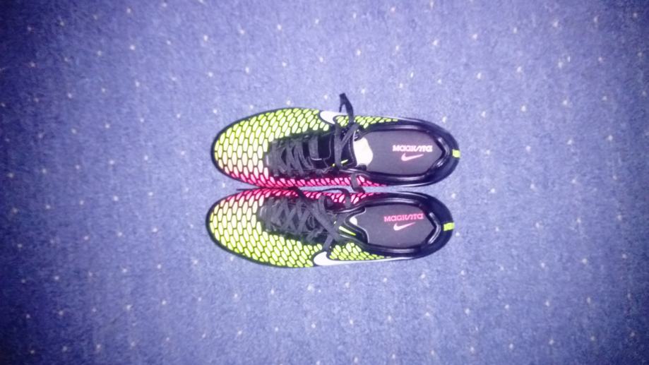 kopacke nike magista