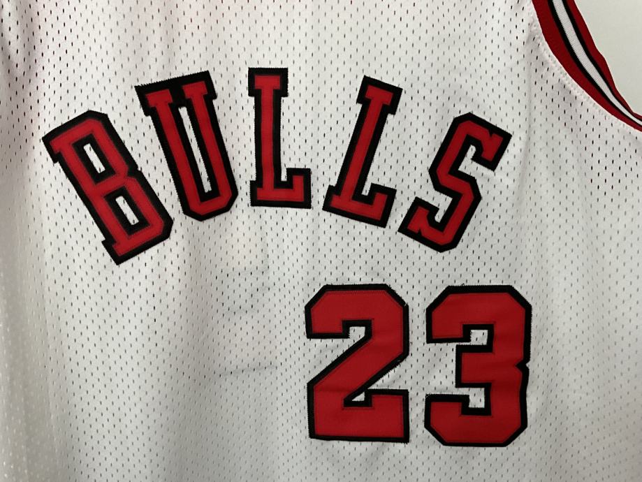 michael jordan bulls 23