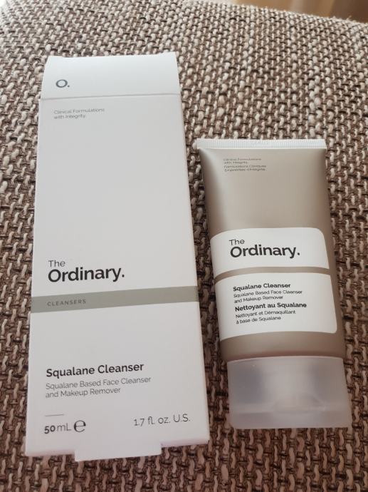 the-ordinary-squalane-cleanser