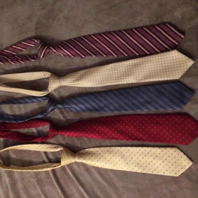 Lot muških kravata