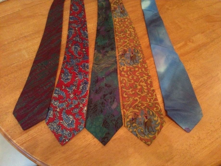 Svilene muske kravate 6 komada...original s futrolom