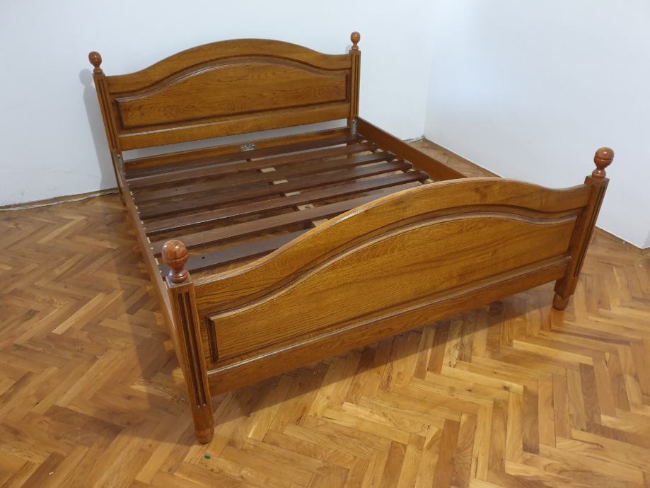 Bračni krevet 190x160 hrastovi masivni