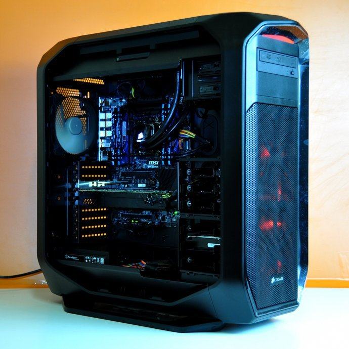 ☠️ Corsair Graphite Series™ 780T Full-Tower PC Case