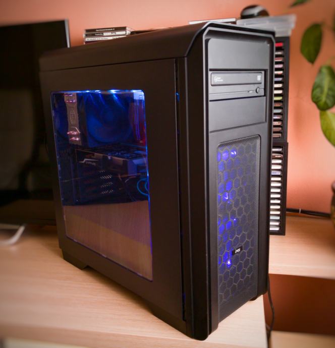 Kućište MS FALCON PRO + 3 120mm ventilatora