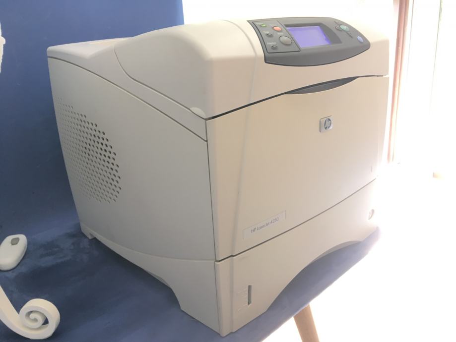 HP LaserJet 4250 uredski printer