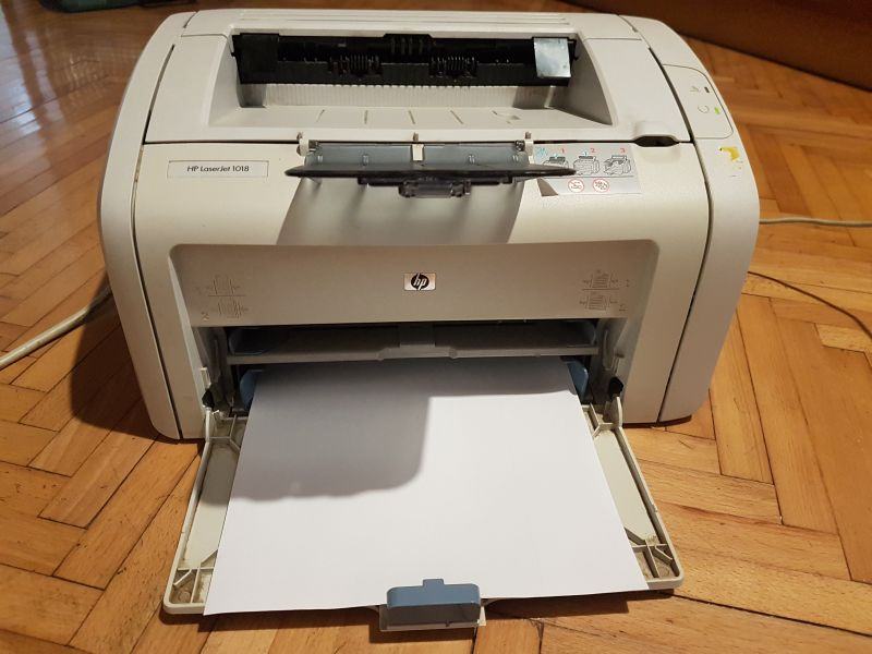 Laserski printer HP LaserJet 1018