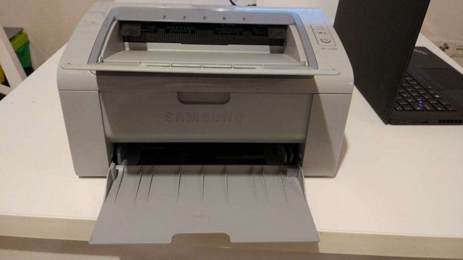Samsung laserski printer ML- 2160