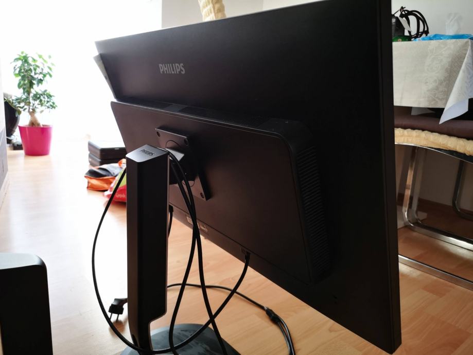 32 4K UHD monitor Philips 328P6VJEB/00