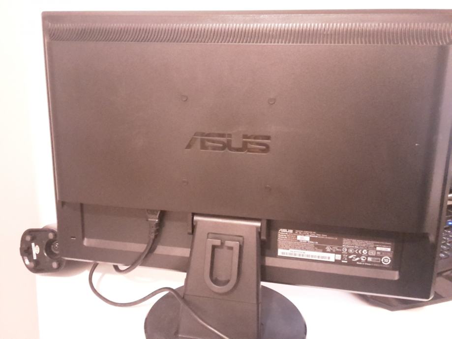 Asus VW221D, 22 (inča), 5ms, VGA konektor, kablovi, ispravan