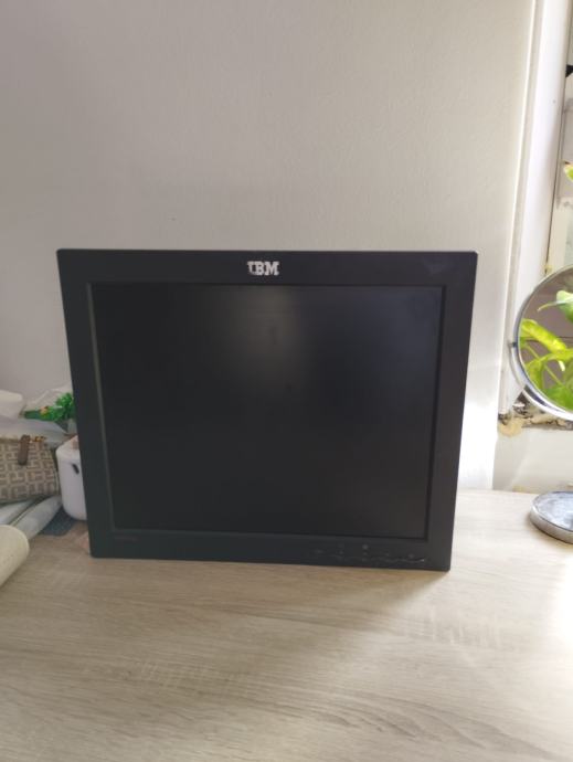 IBM ThinkVision 6734-AB9 - 17-inčni LCD Monitor