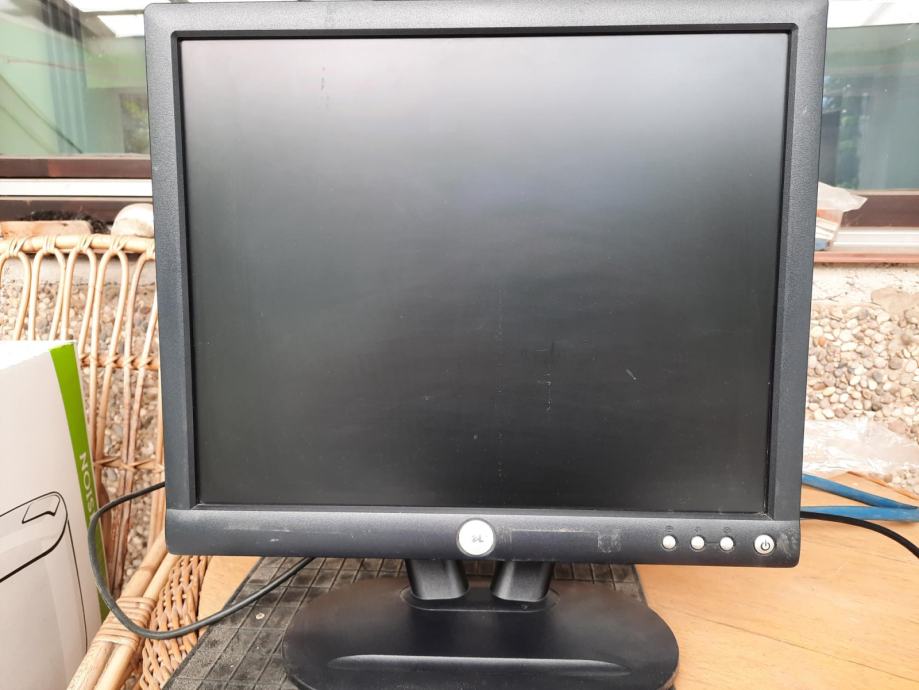 LCD Monitor Dell