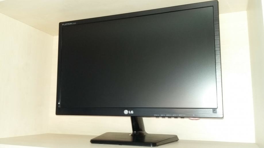 LG Flatron monitor 22