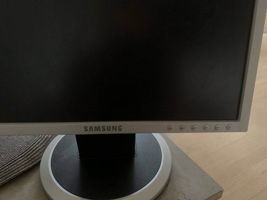 MONITOR SAMSUNG SyncMaster 740N
