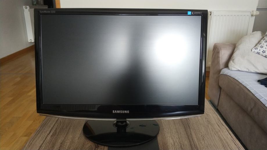 Samsung 22" monitor za kompjuter