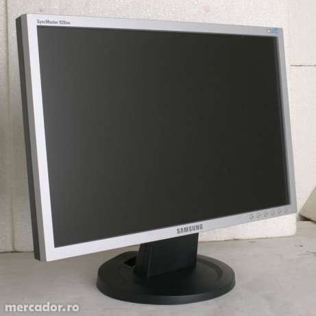 SAMSUNG 22" Wide TFT-LCD Monitor