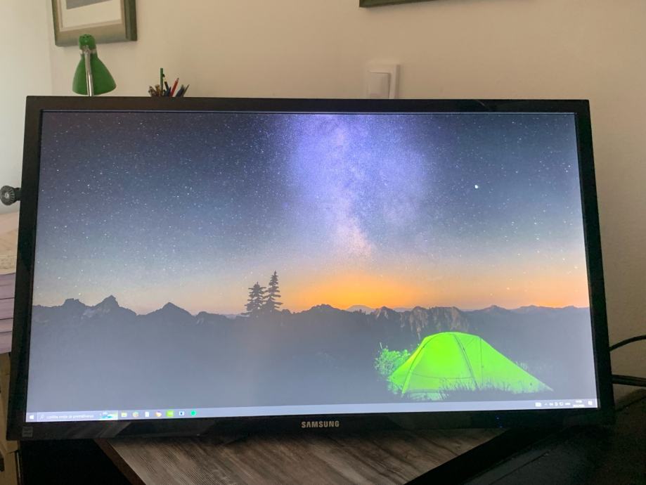 Samsung 28E590 monitor 4k 28 inch