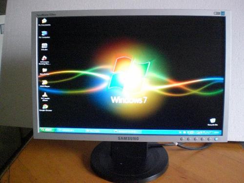 Samsung SyncMaster 940NW - LCD monitor - 19"