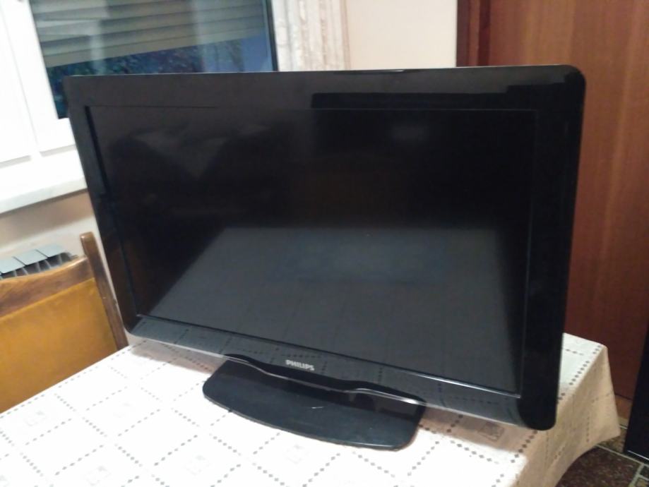 LCD TV PHILIPS, model 32PFL5405H/12 potpuno ispravan