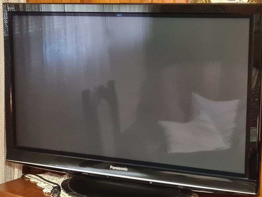Panasonic plazma TV TXP42G10E