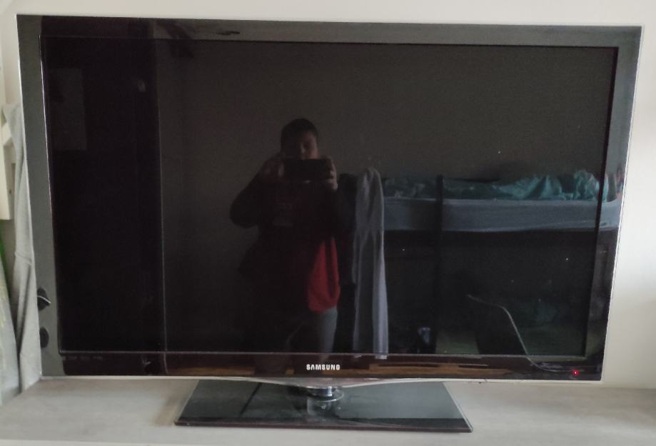 Samsung LCD FHD TV 46" 117cm