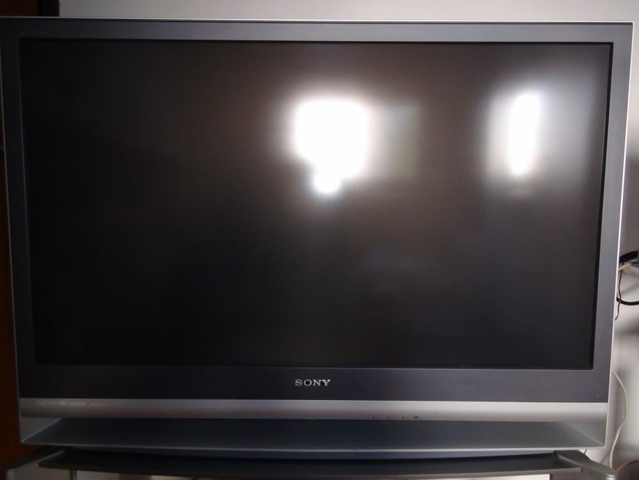 Sony KDF-E42A11E BRAVIA - 42" rear projection TV